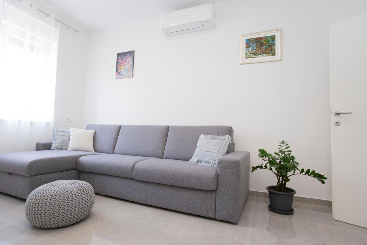 Triple A Apartamento Split Exterior foto