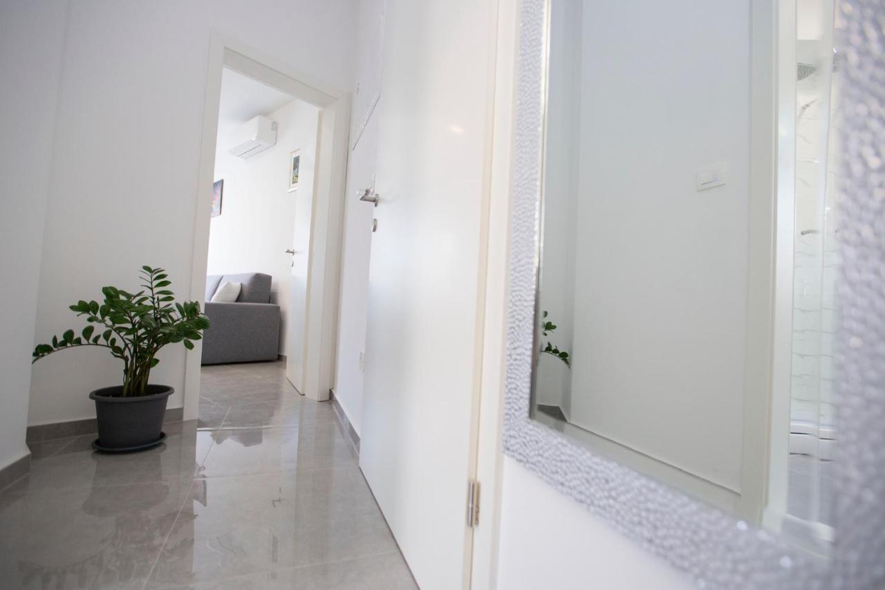 Triple A Apartamento Split Exterior foto